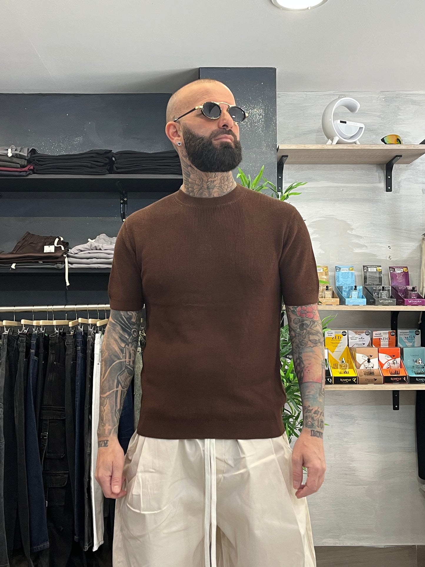 Maglia girocollo Marrone