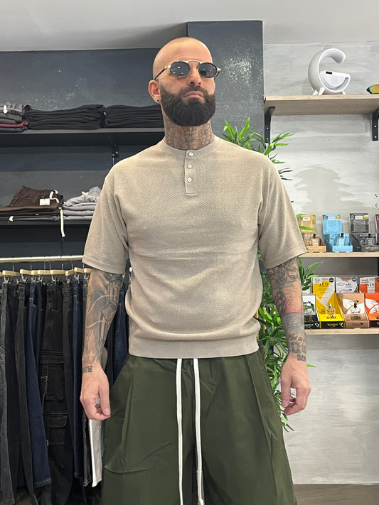 Maglia girocollo bottoni Beige