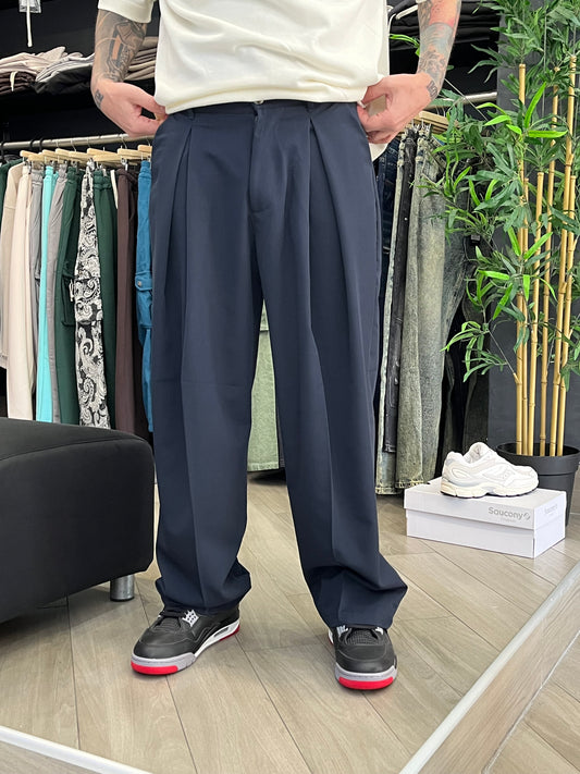 PANTALONE CON PINCE BLU